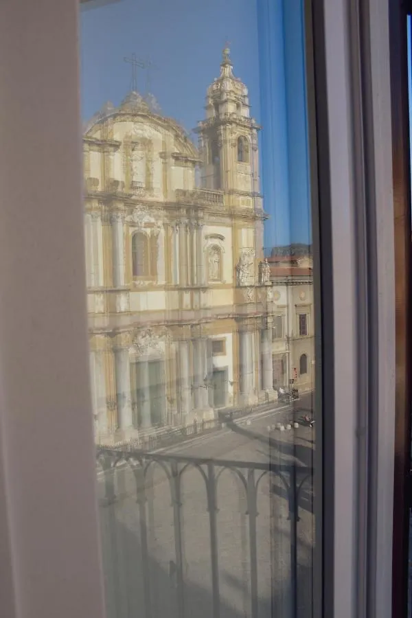 Bed and Breakfast Dimora San Domenico Palermo 2*,